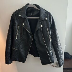 Forever 21 Faux Leather Jacket - M